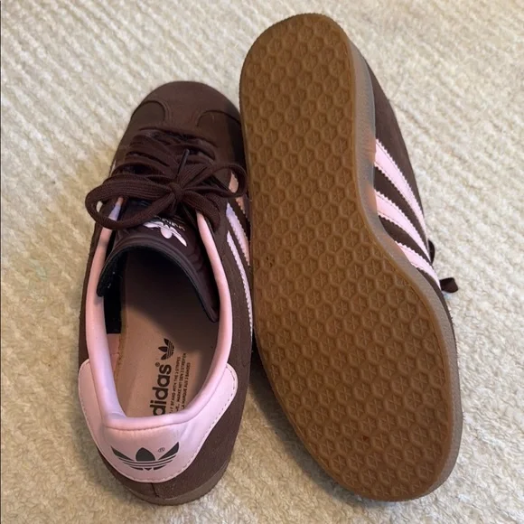 Adidas Gazelle Women's Brown and Pink Sneakers - Picture 3 of 9